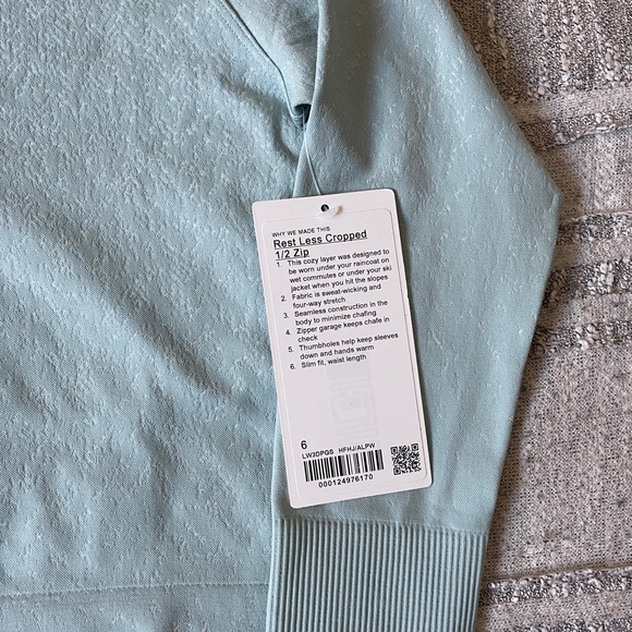 Lululemon Rest Less 1/2 zip size 6 NWOT - Picture 3 of 4